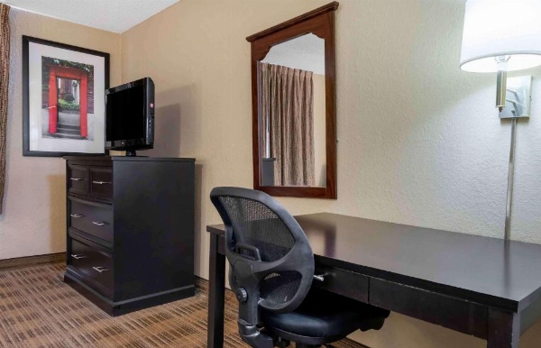 Extended Stay America Suites - Jacksonville - Lenoir Avenue East image 10